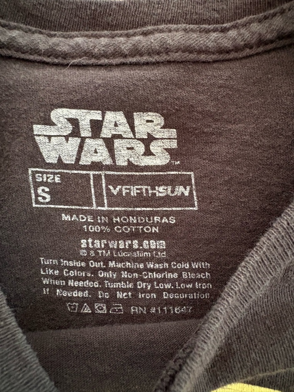 Star Wars **The Mandalorian** WOMENS Black Graphic Tee SMALL SM VINTAGE - Picture 3 of 8